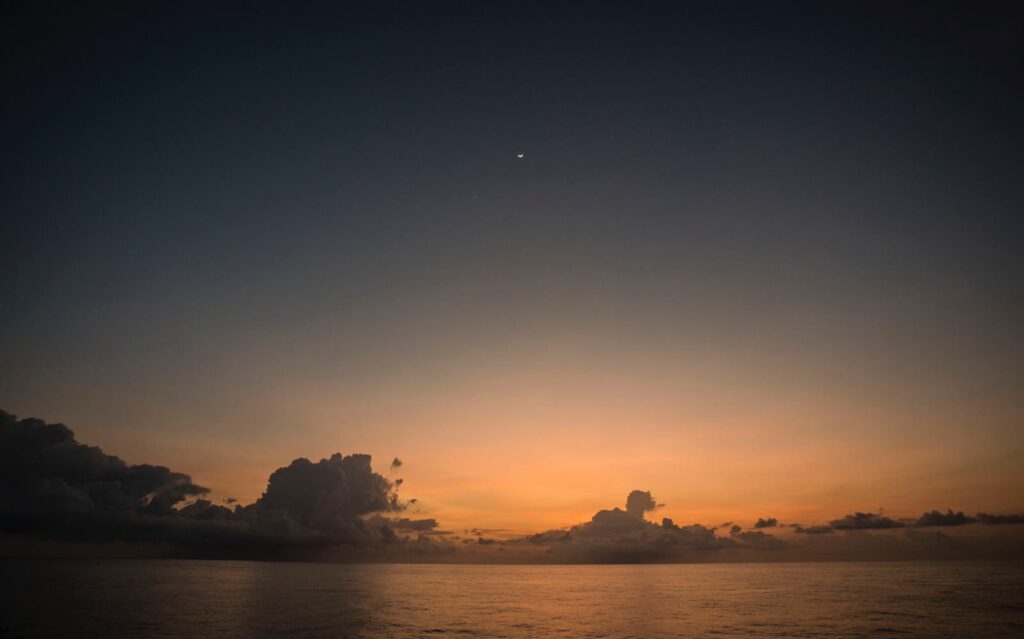 Couche de soleil au passage de l'équateur. (c)V.Sentilhes